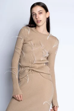 BEIGE MERINO FEATHER CREW NECK TOP