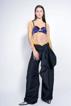 BLACK BOYFRIEND TROUSERS WITH BOW