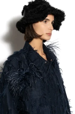 BLACK BUCKET HAT