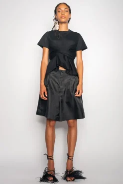 BLACK CROSS WAIST DRAPE T-SHIRT