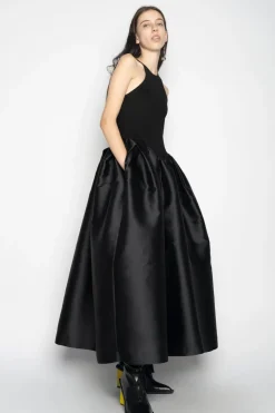 BLACK DRESS WITH TANK TOP SCOOPED