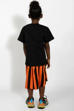 BLACK EMBROIDERED T-SHIRT