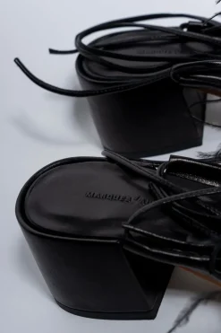 BLACK FEATHER STRAPPY SANDAL
