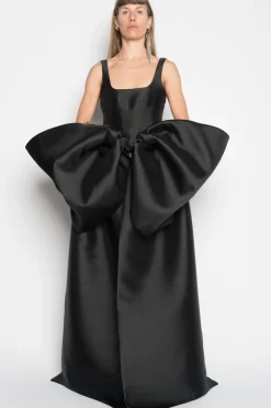 BLACK FRONT BOW TOP