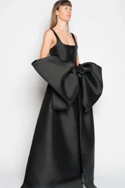 BLACK FRONT BOW TOP