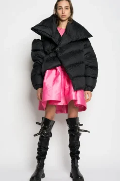 BLACK M'A PUFFER JACKET