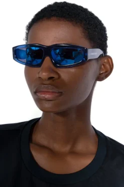 BLUE ANGULAR FRAME SUNGLASSES