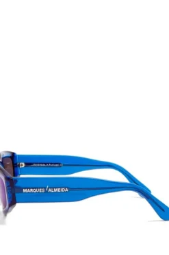 BLUE ANGULAR FRAME SUNGLASSES