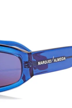 BLUE ANGULAR FRAME SUNGLASSES