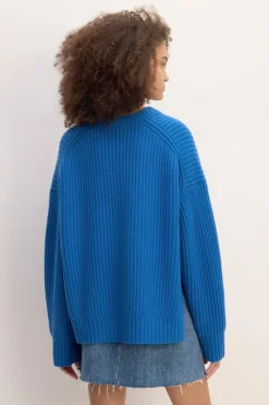 BLUE KNIT JUMPER