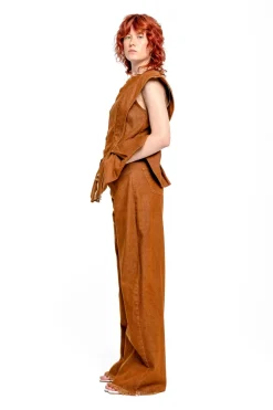 BROWN DENIM STRUCTURE SHOULDER CINCHED TOP