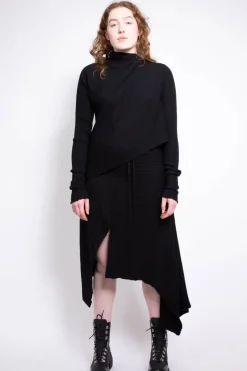 CLASSIC M'A DRAPED MERINO SKIRT IN BLACK