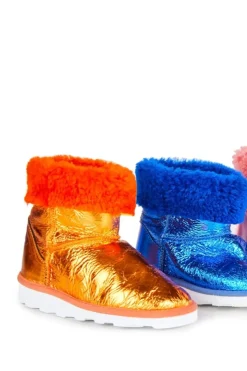 LEATHER BOOTS IN ORANGE