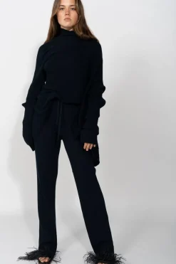 NAVY KNITTED TROUSERS