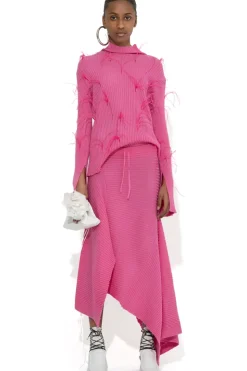 PINK MERINO FITTED FEATHER TURTLENECK