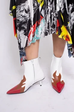 POINTY KITTEN HEEL FLAME BOOTS IN WHITE
