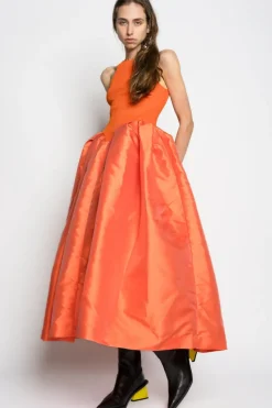 PRE-OWNED / ORANGE DRESS WITH TANK TOP SCOOPED