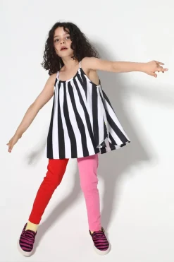 RED AND PINK LEGGINGS