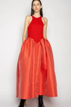 RED DRESS WITH TANK TOP SCOOPED