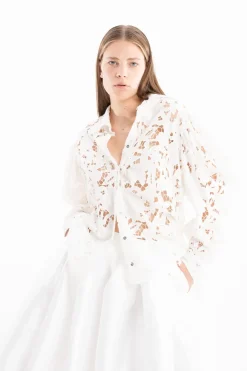 WHITE EMBROIDERED PUFF SLEEVE SHIRT