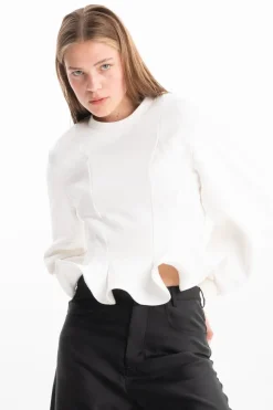 WHITE FRILL HEM SWEATSHIRT