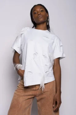 WHITE LINED DISTRESSED T-SHIRT WITH FEATHERS