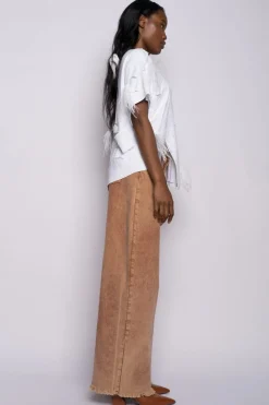 WHITE LINED DISTRESSED T-SHIRT WITH FEATHERS