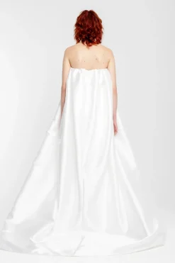 WHITE PLEATED STRAPLESS TRAIN TOP