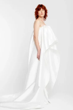 WHITE PLEATED STRAPLESS TRAIN TOP