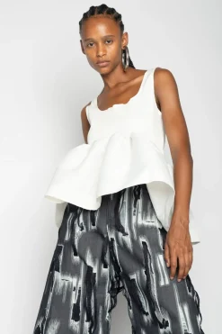 WHITE SLEEVELESS PUFF HEM TOP