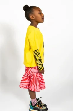 YELLOW EMBROIDERED T-SHIRT